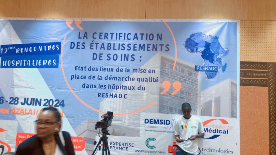 Représentation ISS au salon — délégation officielle